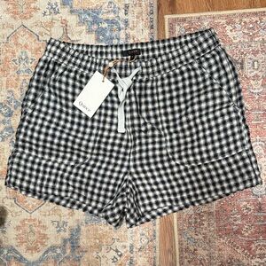 Quince 100% linen Black and White Checkered Women Shorts NWT